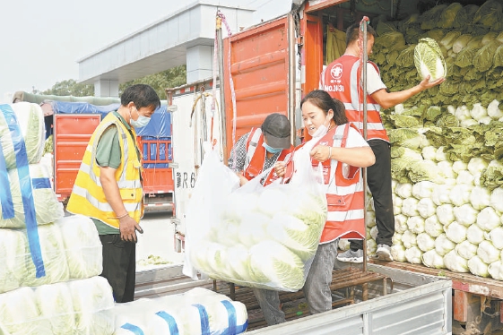 新发地市场全面复市 双节前将恢复历史供应水平 