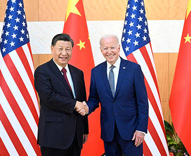 习近平同美国总统拜登在巴厘岛举行会晤 