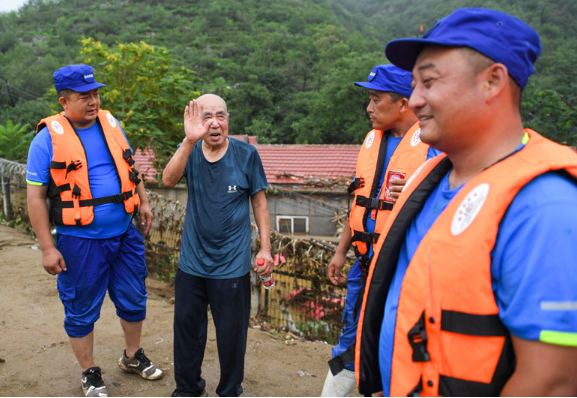 全力以赴打赢防汛抢险硬仗——华北、黄淮等地抗击汛情一线直击