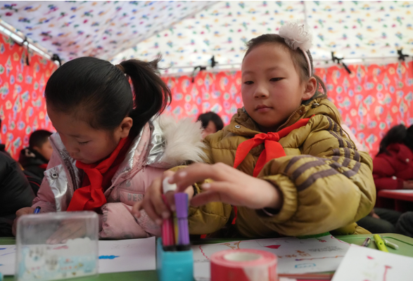 甘肃积石山地震灾区中小学校复课