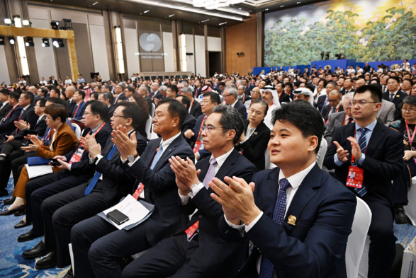 第五届跨国公司领导人青岛峰会开幕